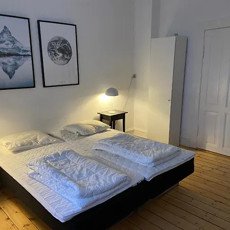 Apartment Bright 2-bedroom At Sophisticated Frederiksberg Copenhagen