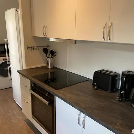 Bright 2-bedroom At Sophisticated Frederiksberg Appartement